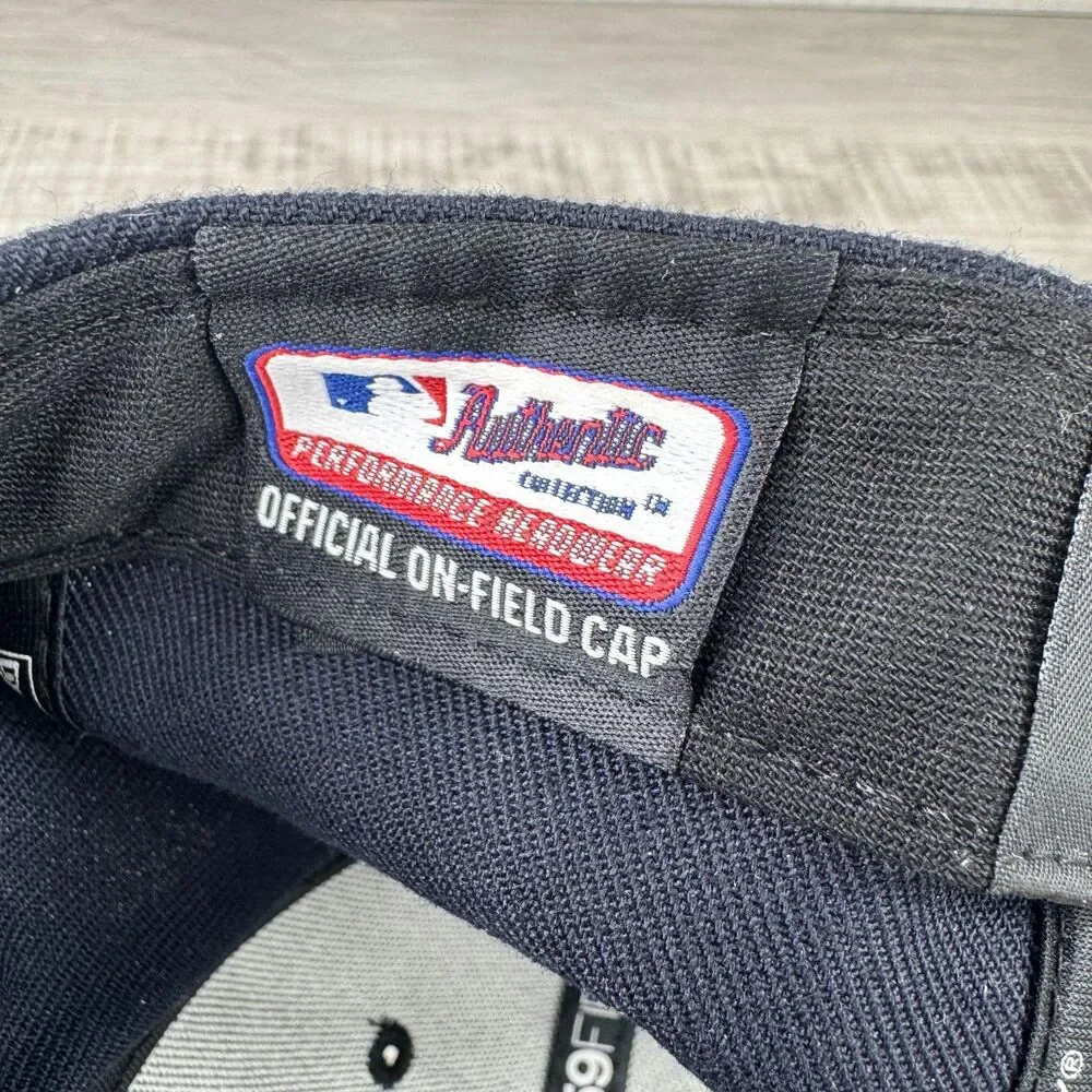 New Era Cleveland 59Fifty Guardians Baseball Cap Mens 7 1/8 Navy Red Fitted Hat